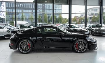 صورة 6 لـ 2020 Porsche CAYMAN