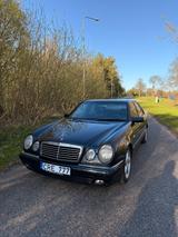 Mercedes-Benz E 250