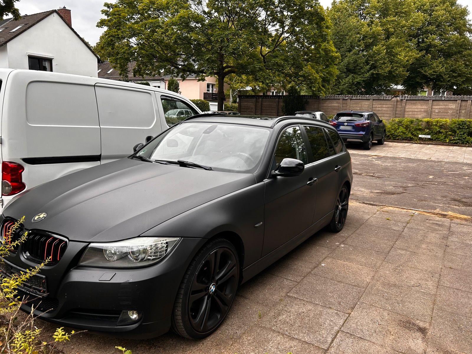 BMW 320 2011 — photo 13
