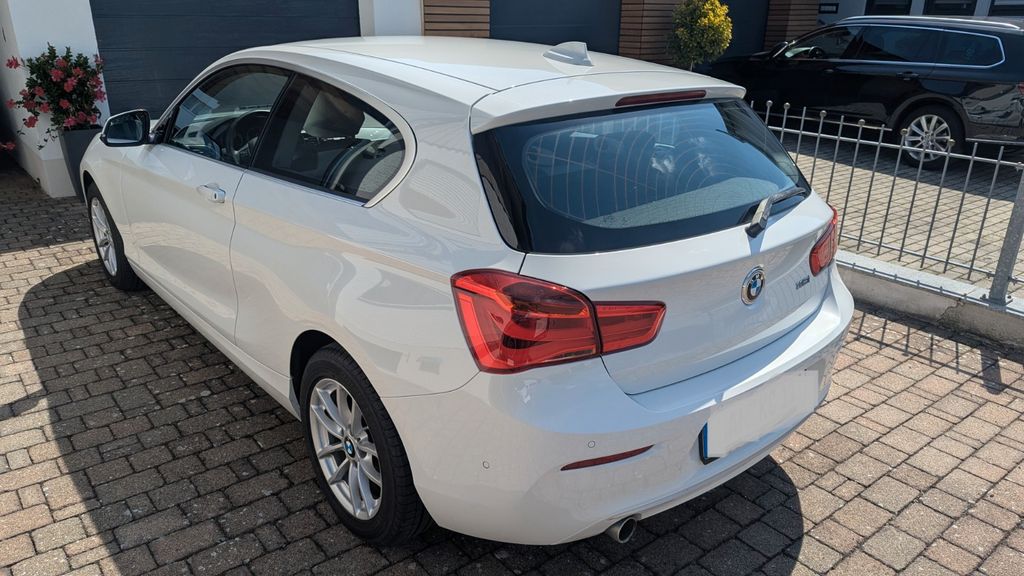 Image of BMW 118