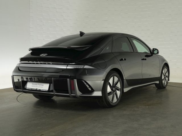 IONIQ 6 UNIQ 77,4kWh AT 4WD+MATRIX LED+NAVI+SURR