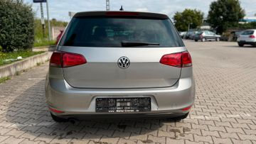 Volkswagen Golf - 4