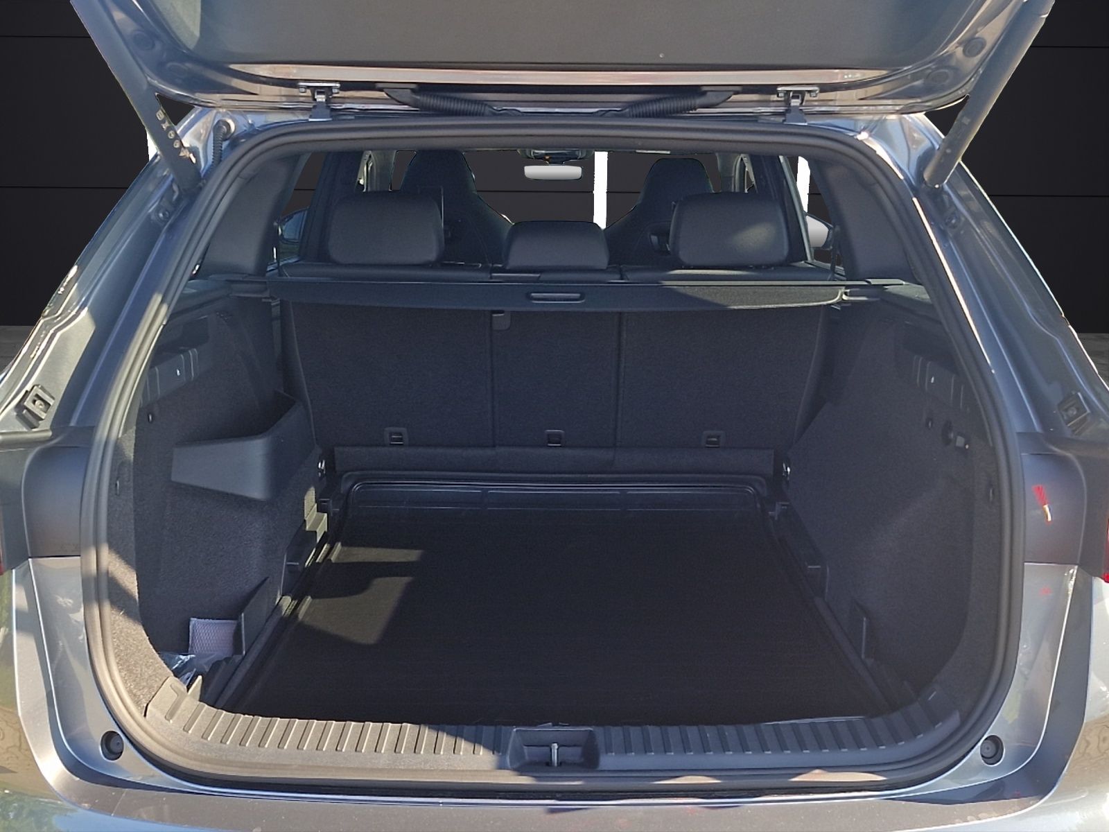 Fahrzeugabbildung SKODA Kodiaq 4x4 Sportline Matrix Navi ACC AHK STHZ SH