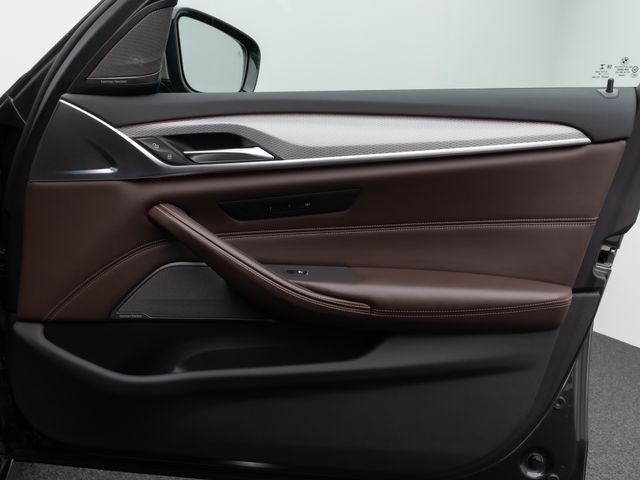 Foto Nummer 31: BMW 550d