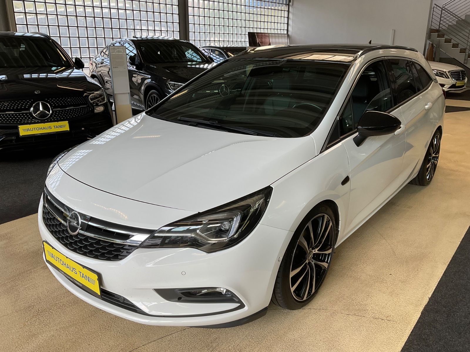 Fahrzeugabbildung Opel Astra K Sports Tourer Ultimate*OPC Line