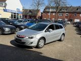 Opel Astra J Sports Tourer Design Edition - Opel Astra mit Diesel-Antrieb: Kombi, Tourer Sports Design Edition J