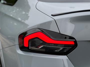 صورة 9 لـ 2023 BMW M240I