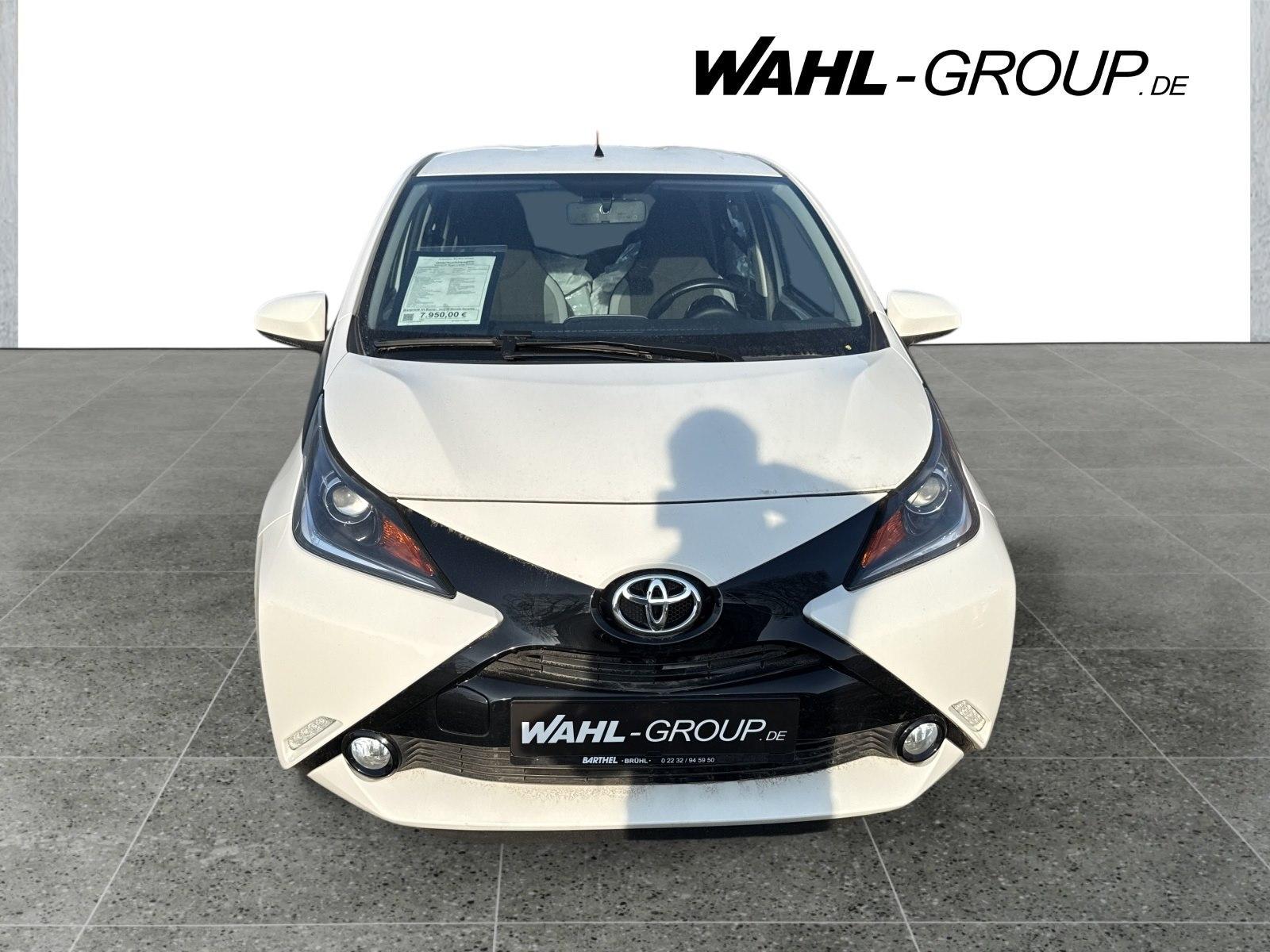 Toyota Aygo x-play touch