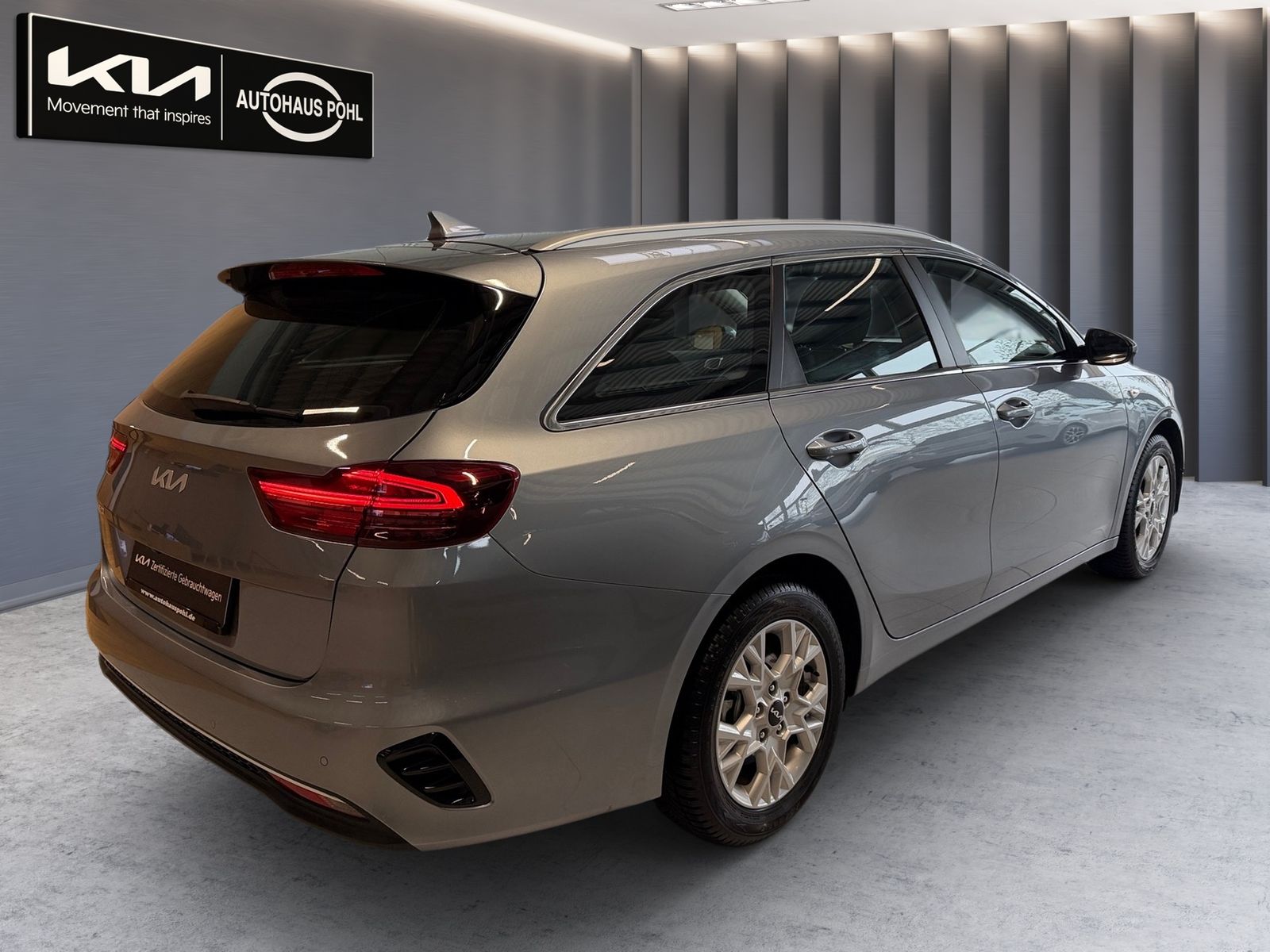 Fahrzeugabbildung Kia CEED_SW 1.5T 140 DCT7 VISION KOMF+ (NAV)