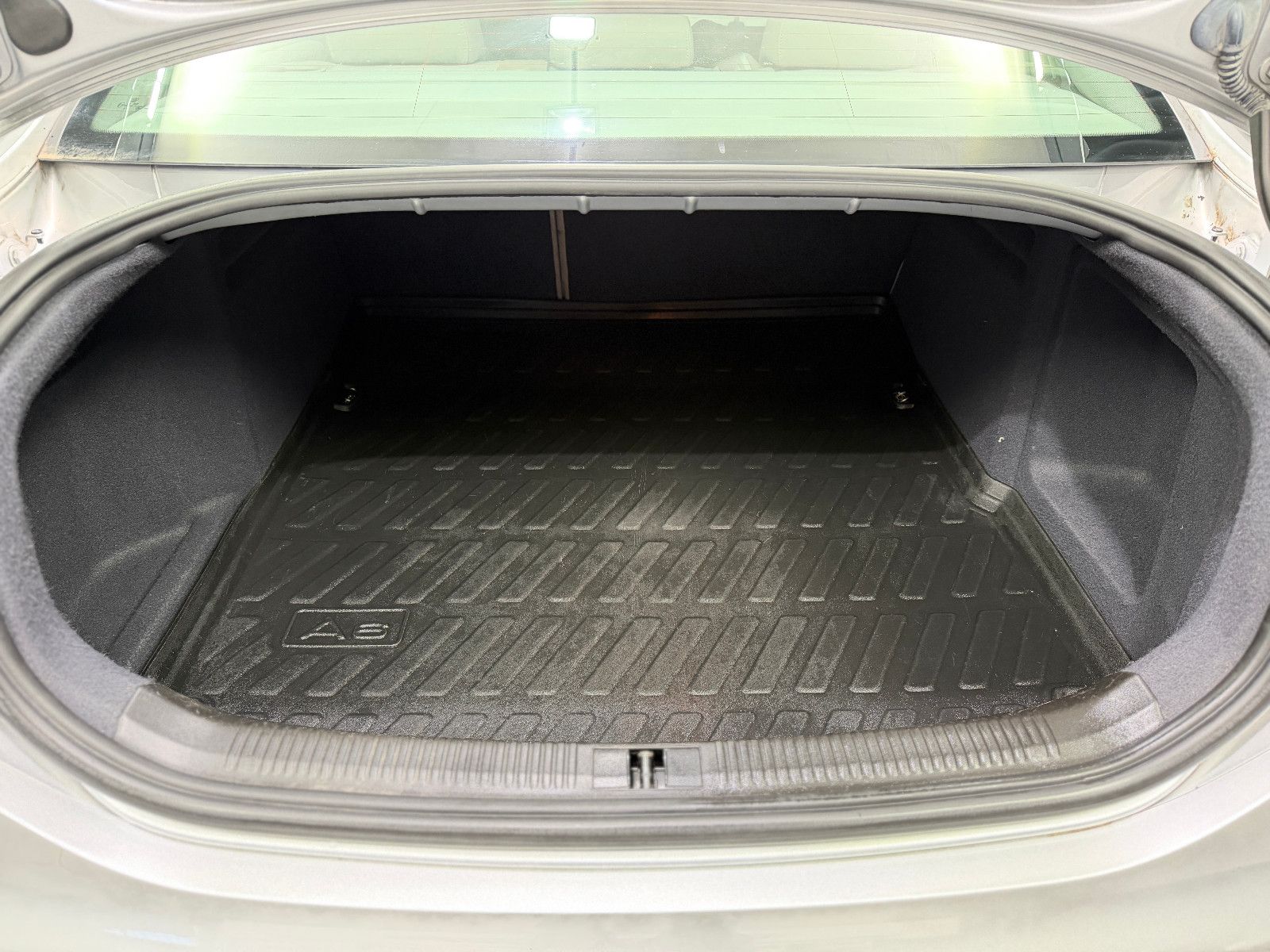 Fahrzeugabbildung Audi A6 Lim. 3.0 TDI quattro|D-FZG|U-FREI|PDC|TÜV Neu