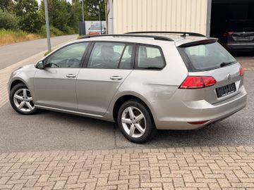 Volkswagen Golf - 4