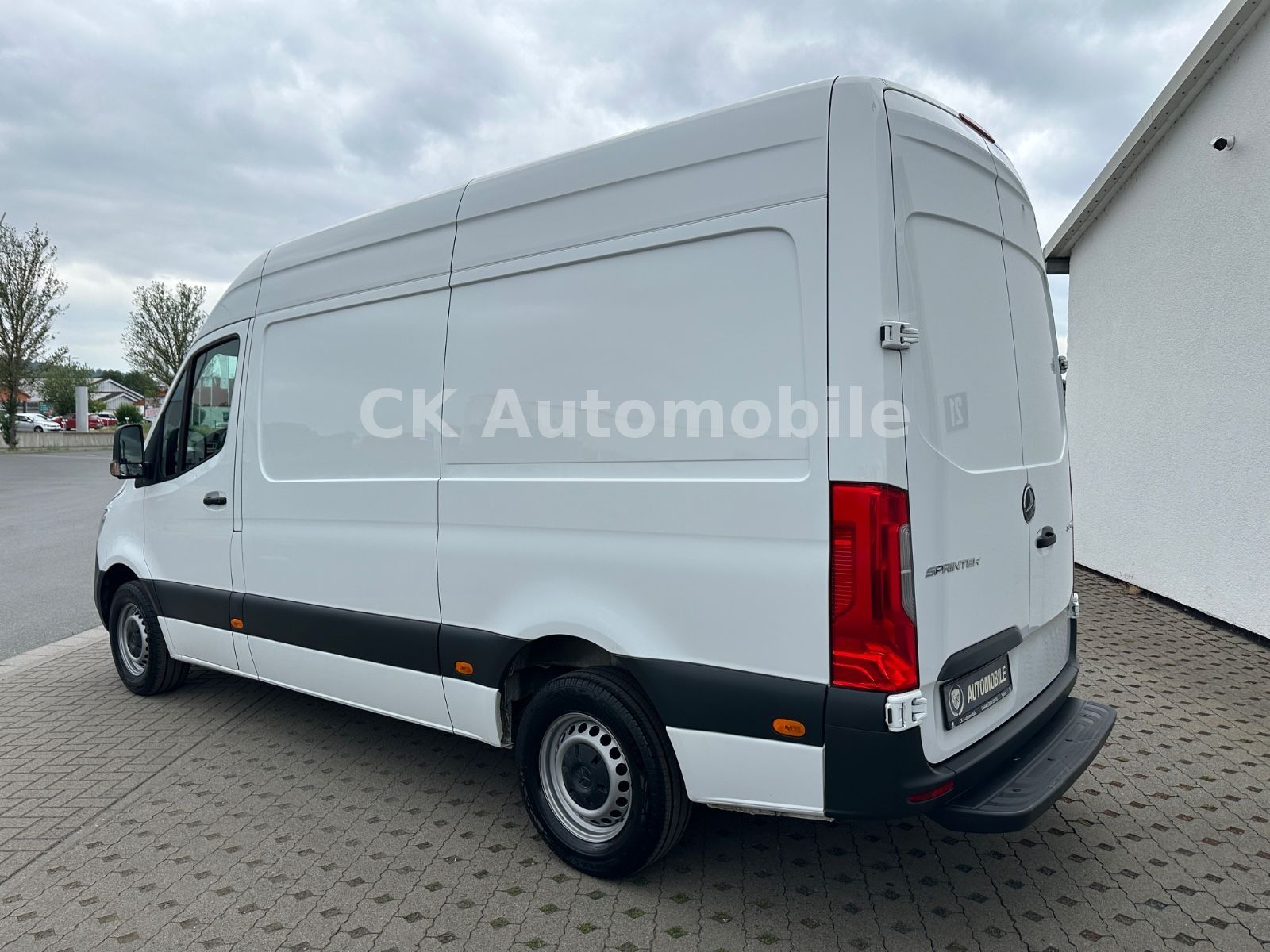 Fahrzeugabbildung Mercedes-Benz Sprinter III Kasten 317 RWD L2H2/Klima/Tempomat