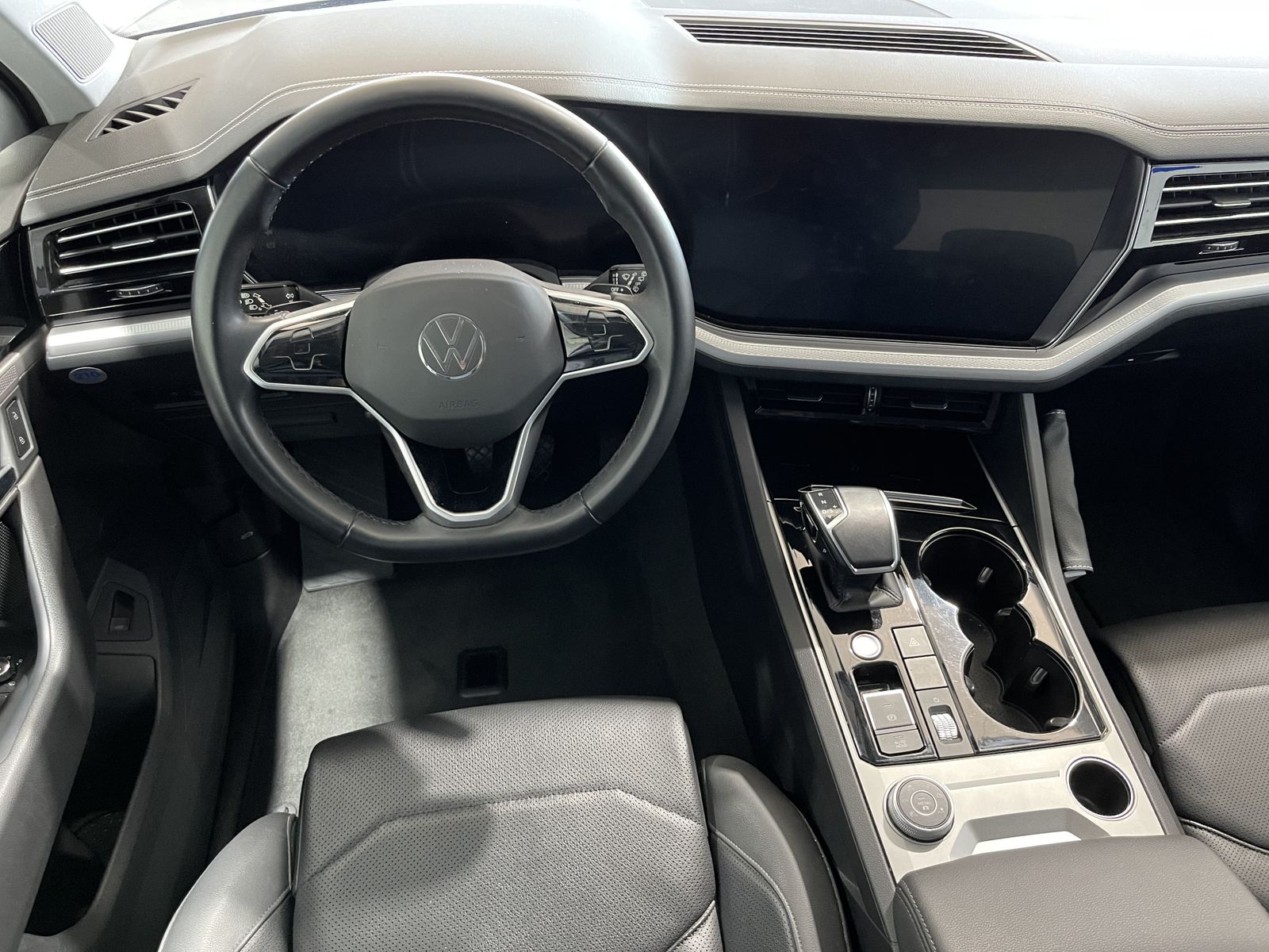 Fahrzeugabbildung Volkswagen Touareg 3.0 TDI*4Motion*AHK*Leder*Digital*Cam*