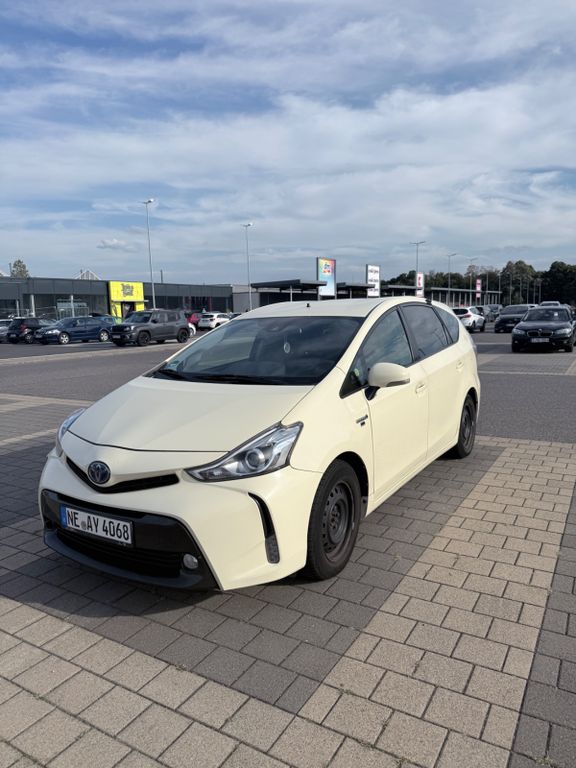 Image of Toyota Prius+