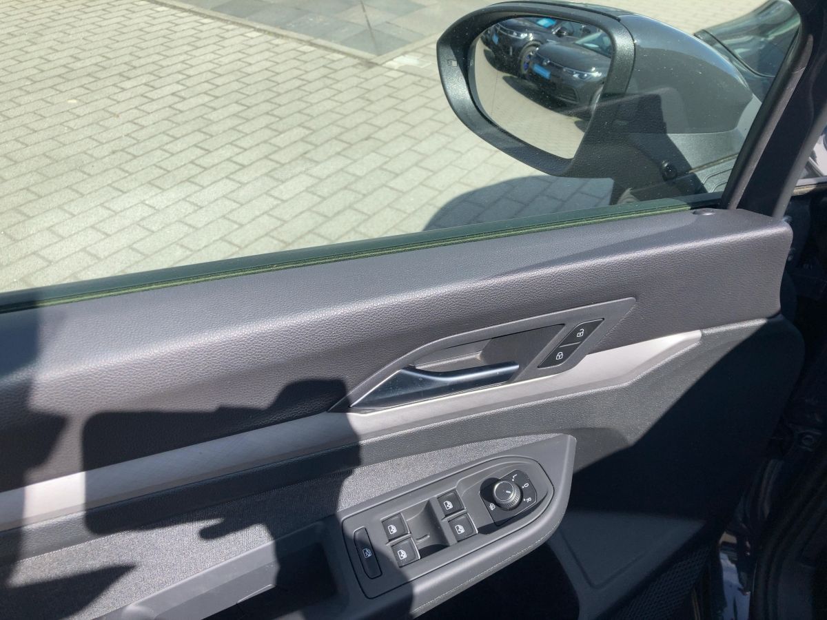 Volkswagen Golf - Bild 13