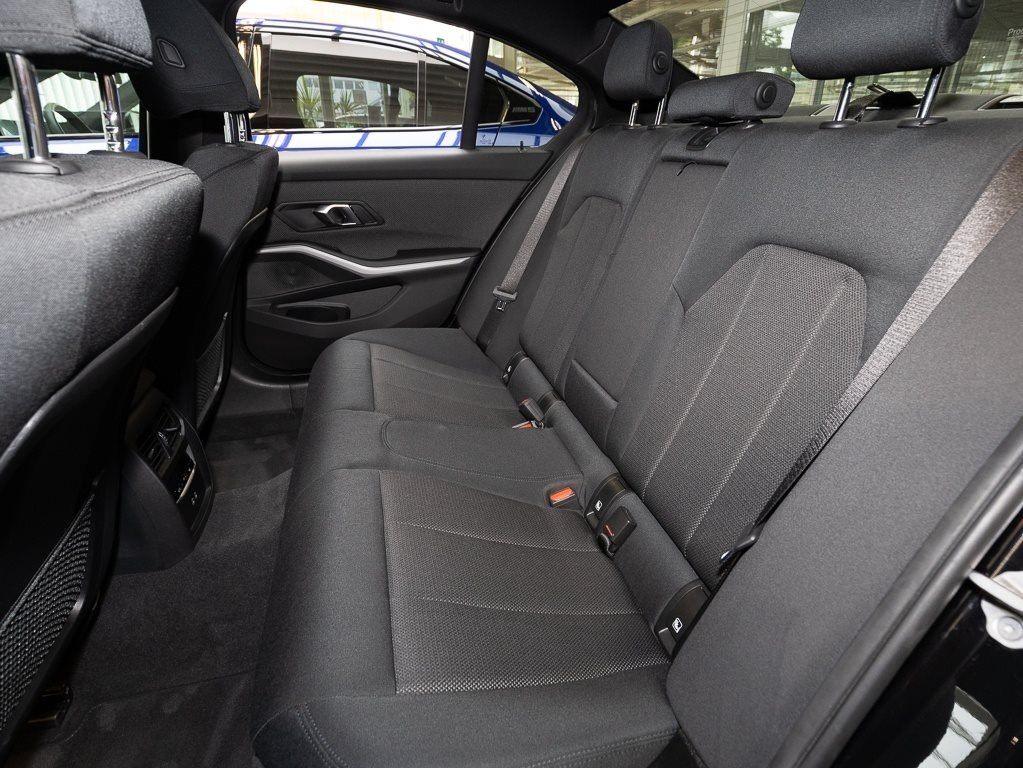 BMW 320 - Bild 12