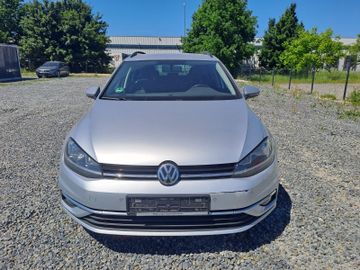 Volkswagen Golf - 3