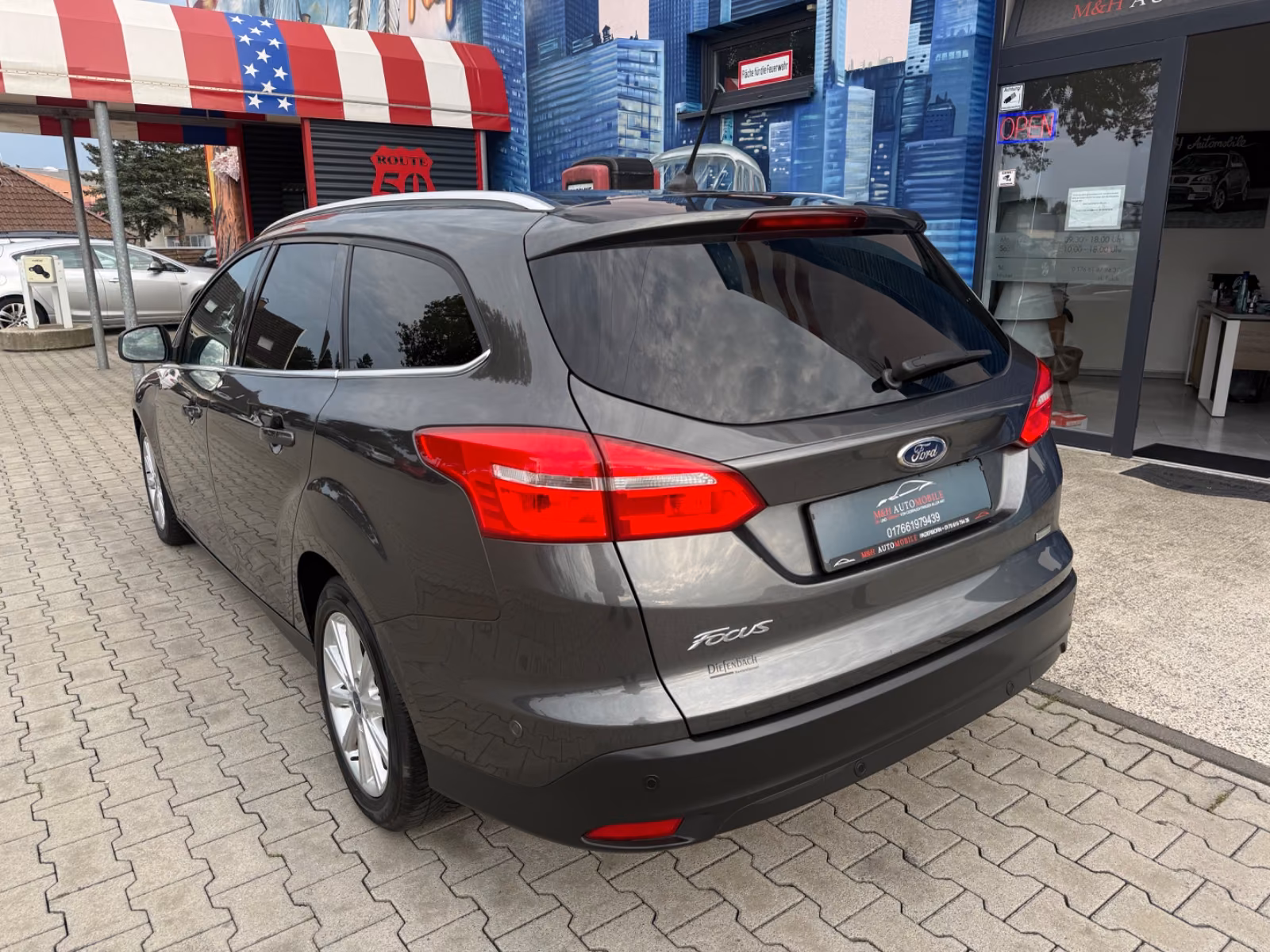 Ford Focus Turnier Titanium#Automatik#zahnr+insp+tüv