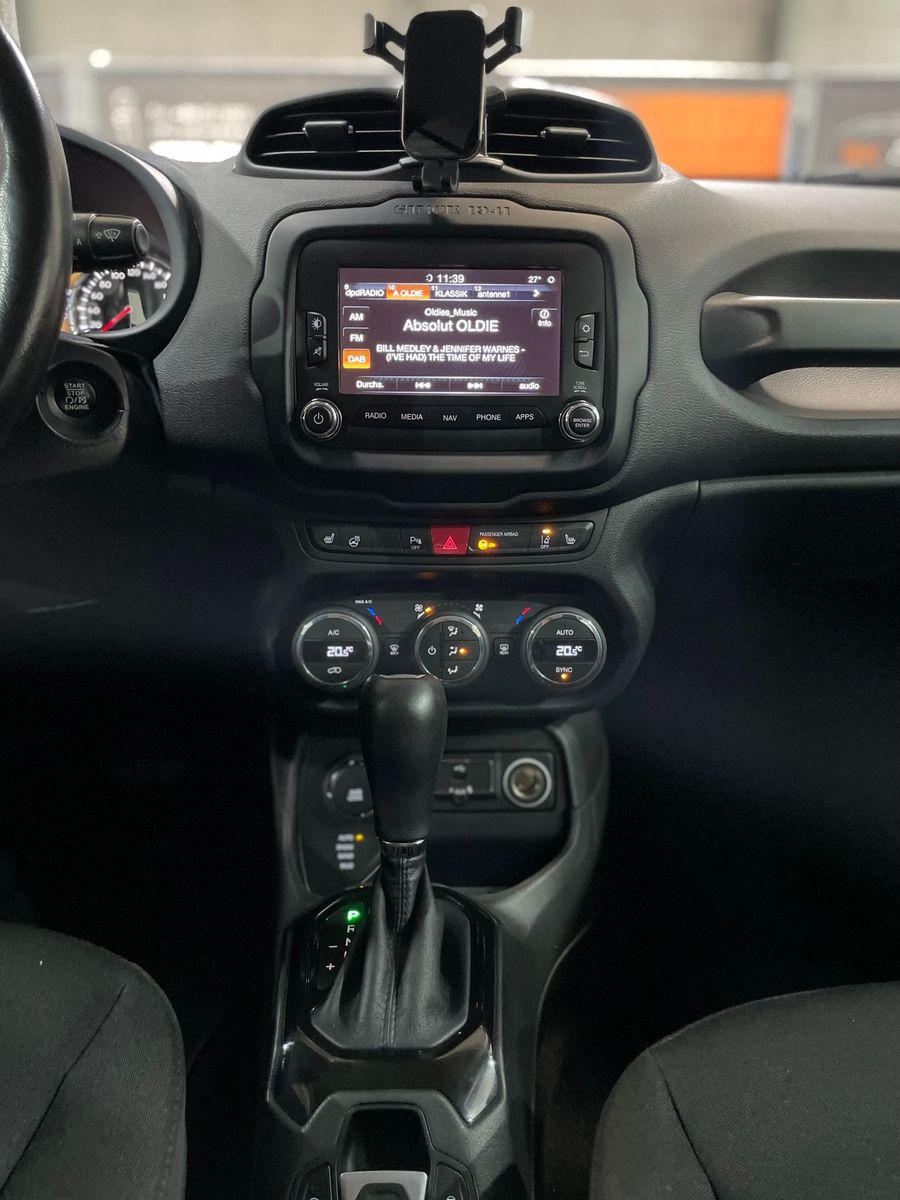Fahrzeugabbildung Jeep Renegade Limited 4WD#Bi-Xen#ACC#Spur#Keyless#Bea