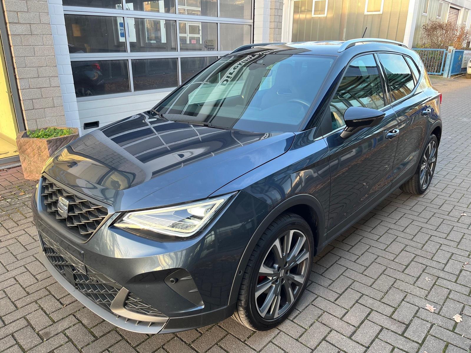 Seat Arona FR 1,0 TSI 18" NAV LED ACC DCC Kessy Bicol