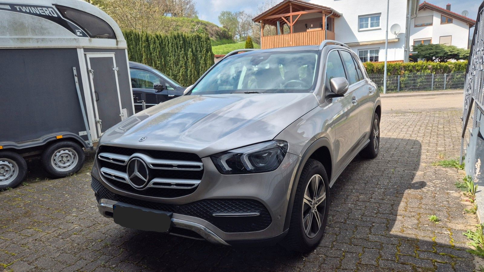 MERCEDES-BENZ GLE 300 d 4MATIC -