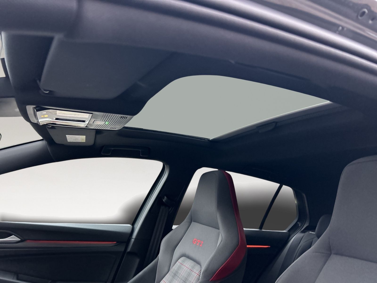 Golf VIII GTI, IQ Light, Sthzg, PANO, Kessy, Bus