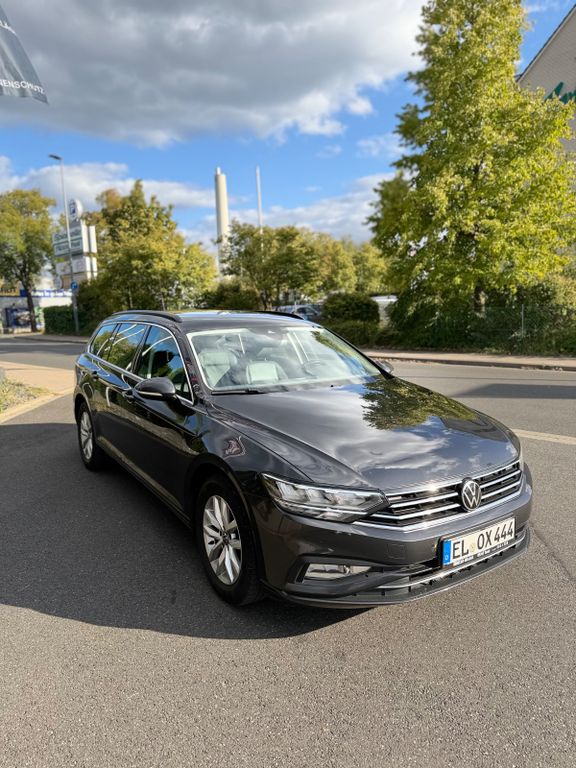 Image of Volkswagen Passat Variant