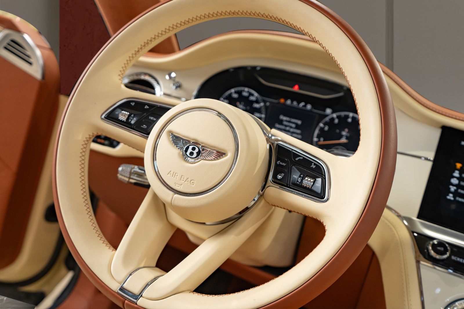 Bentley Continental GT Azure°B&O°NIGHT°MASS°360°ACC°PANO foto 7