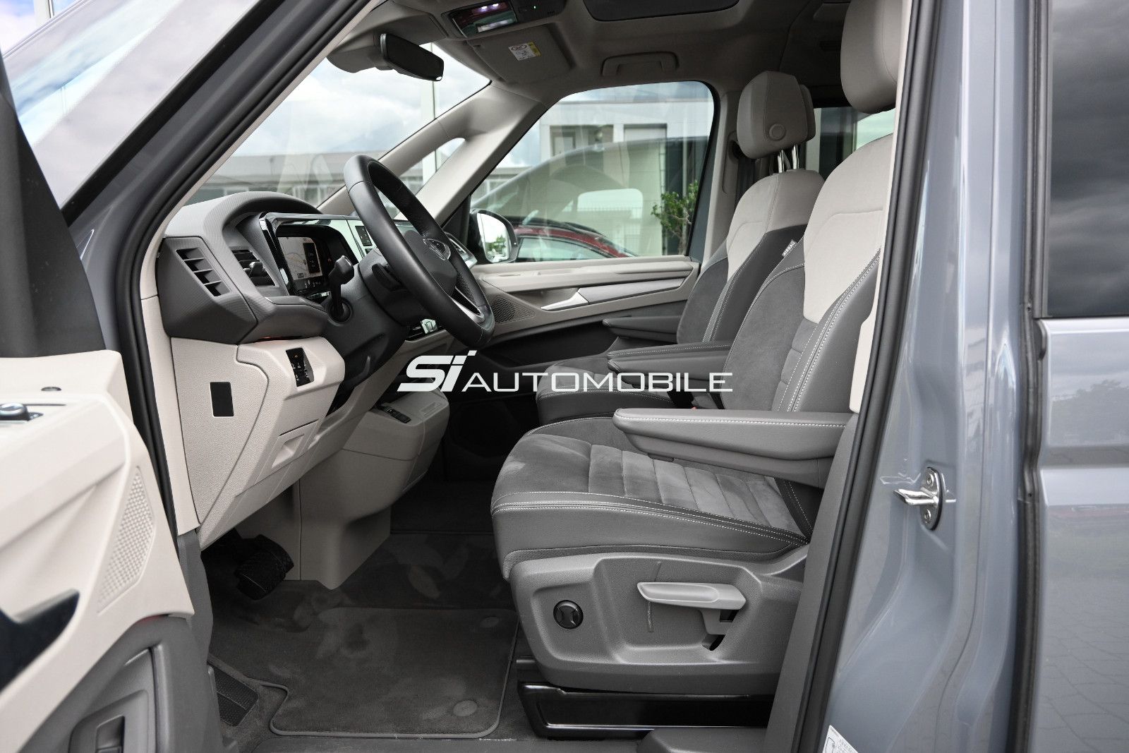 Fahrzeugabbildung Volkswagen T7 Multivan 2.0 TDI Lang Edition °UVP 84.696€°