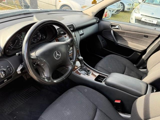 Mercedes-Benz C220 2007 — photo 9