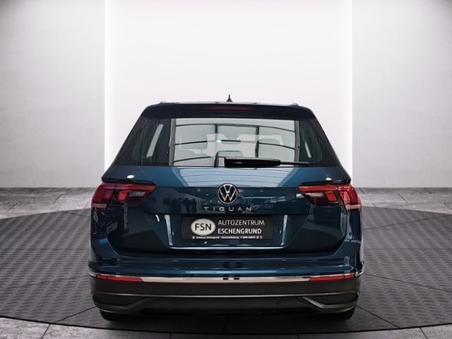 Fahrzeugabbildung Volkswagen Tiguan 1.5 TSI DSG Life AHK RFK El.HECKKL. APP S