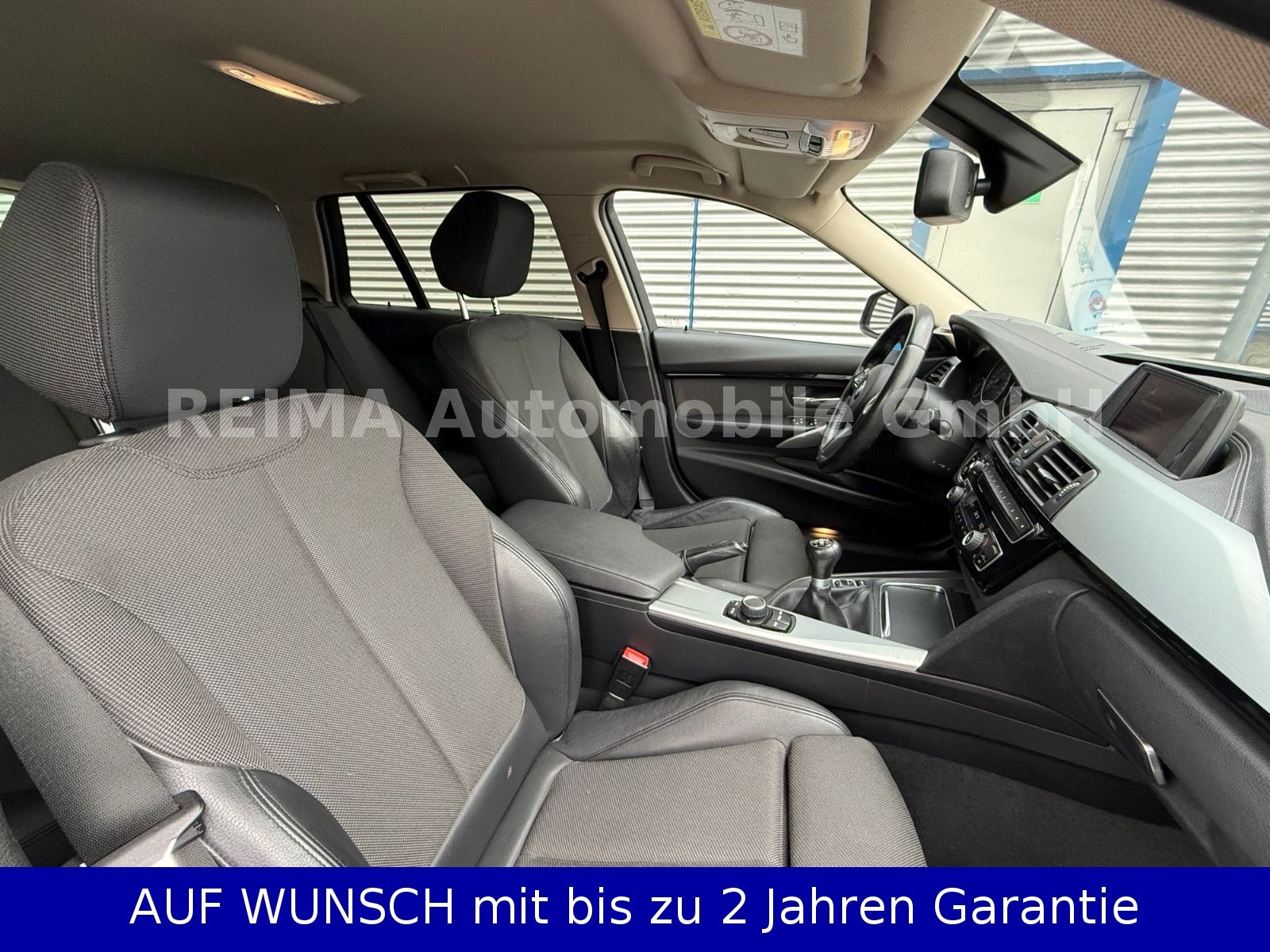 Fahrzeugabbildung BMW 320i Touring M-Sport-Paket, LED