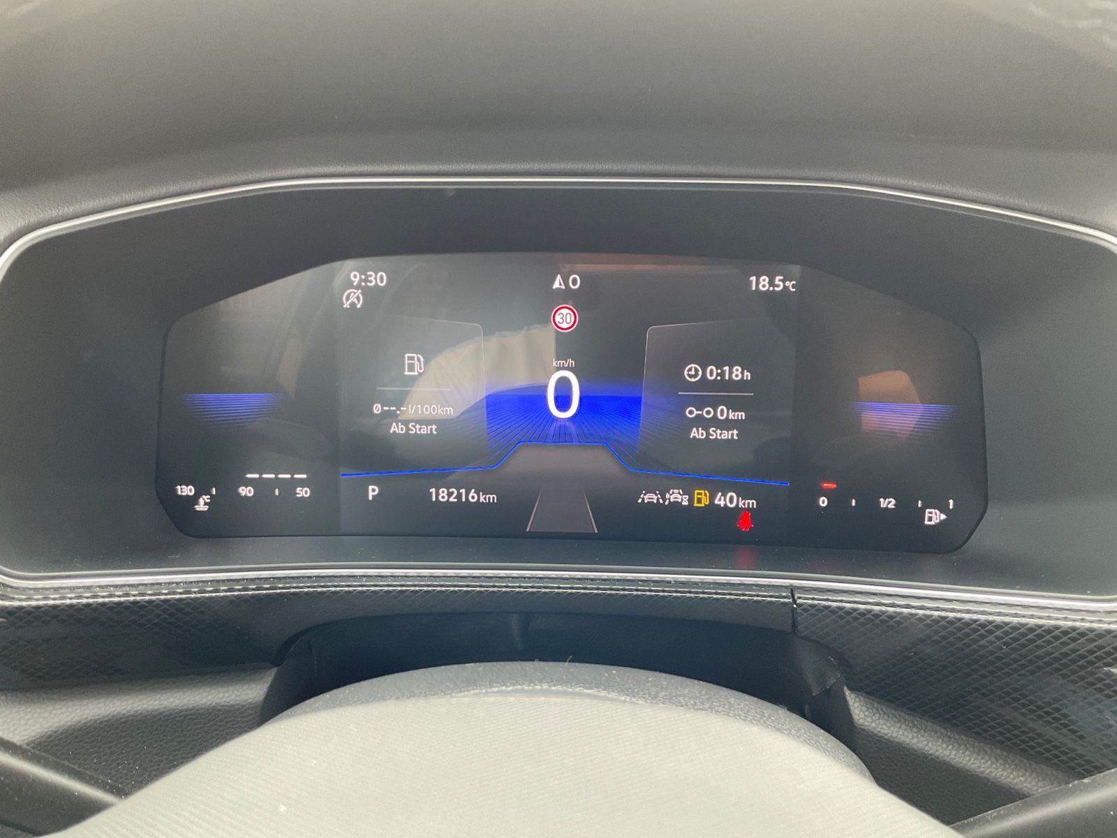 Fahrzeugabbildung Volkswagen T-Cross 1.5 TSI DSG R-Line,Kamera,AHK,ACC,Navi,