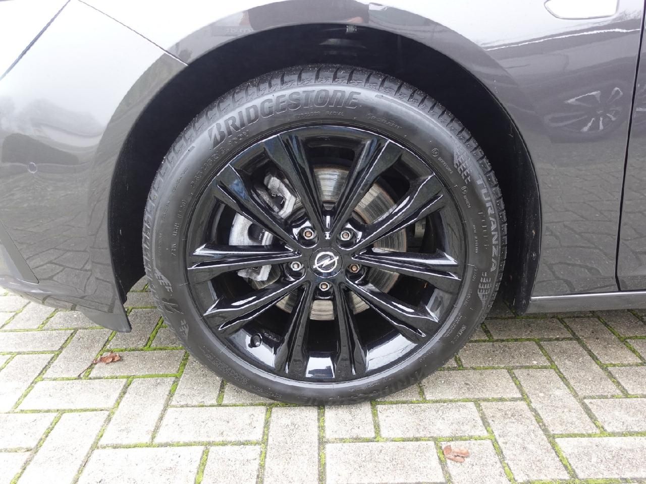 Fahrzeugabbildung Opel Insignia B Sports Tourer 1,5 Business Elegance