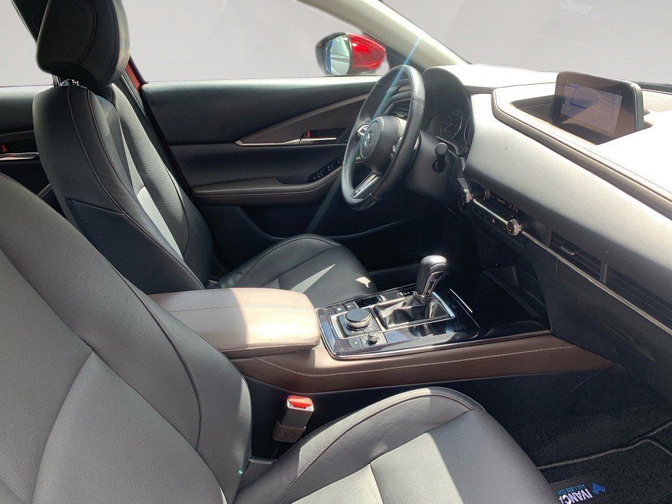 Fahrzeugabbildung Mazda CX-30 2.0i 150PS A/T SELECTION Leder