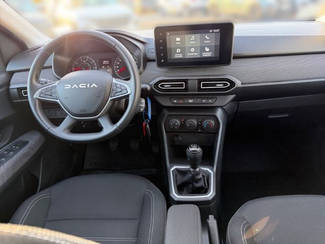 Fahrzeugabbildung Dacia Jogger Expression +KLIMA+PDC+RFK+CARPLAY+UVM+