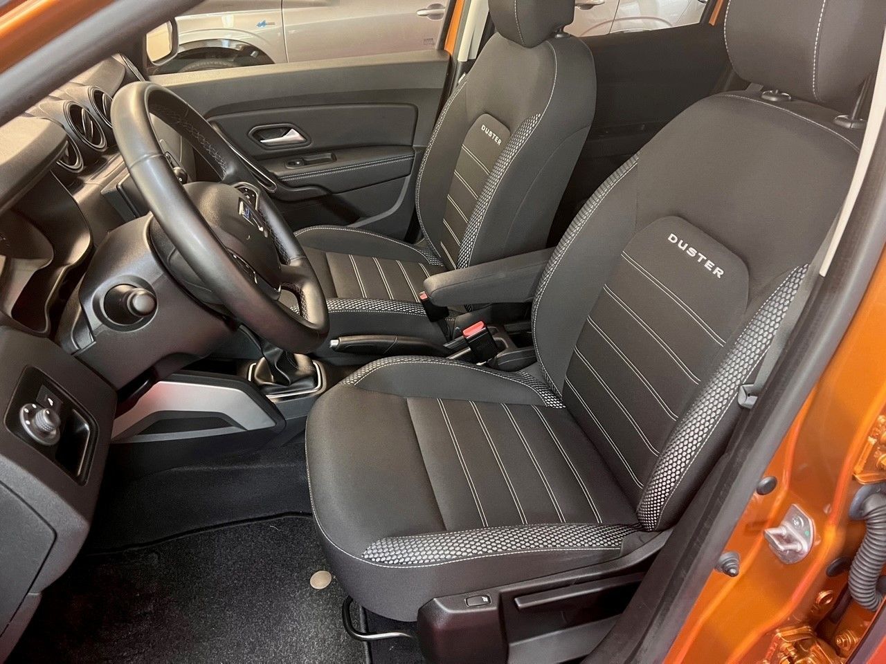 Fahrzeugabbildung Dacia Duster Adventure TCe 150 Navi Kamera