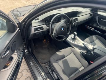 BMW 325 - 8