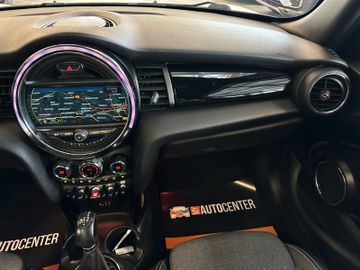 MYAUTOCENTER – Gebraucht- und Jahreswagen mit Werkstattservice in Pfaffenhofen MINI Mini 5-trg. Cooper D *Navi*Pano*