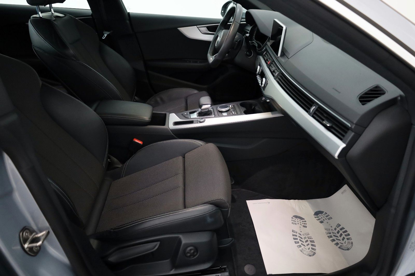 Fahrzeugabbildung Audi A5 Sportback 35 TDI S line,Virtual,Navi,LED,PDC