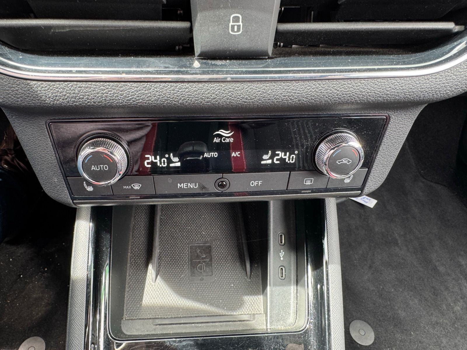 Fahrzeugabbildung SKODA Kamiq 1.5 TSI Monte Carlo*AHK*RFK*ACC*eHeck