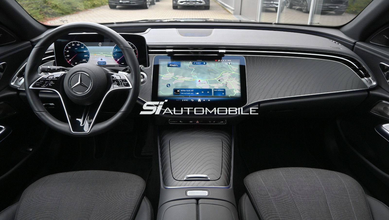 Fahrzeugabbildung Mercedes-Benz E 200 T Avantgarde °ACC°AHK°HUD°DIGITAL LIGHT°