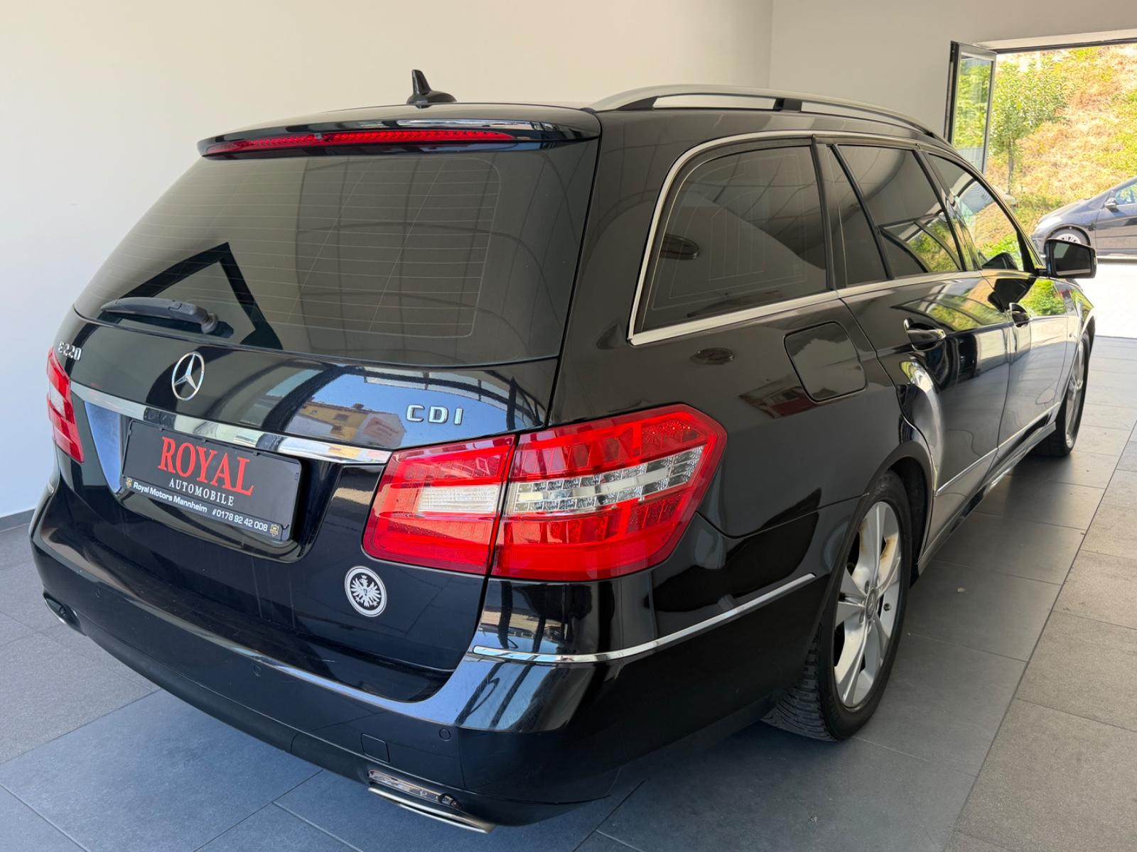 Mercedes-Benz E220dT CDI BlueEfficiency