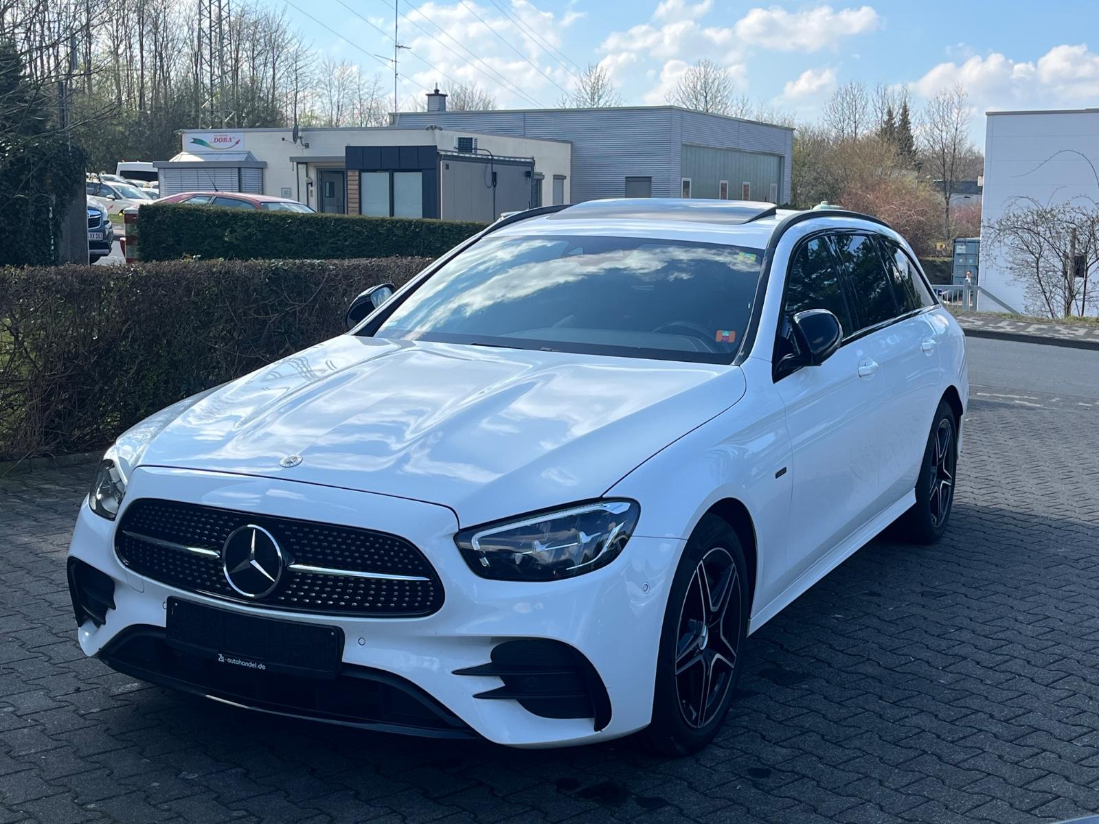 Mercedes-Benz E 300de T AMG Facelift Night Wide Distronic LED