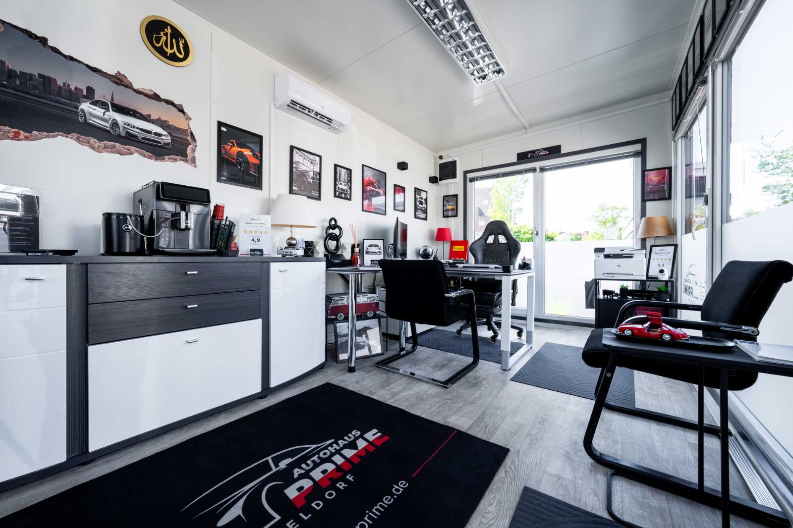 showroom-image-main