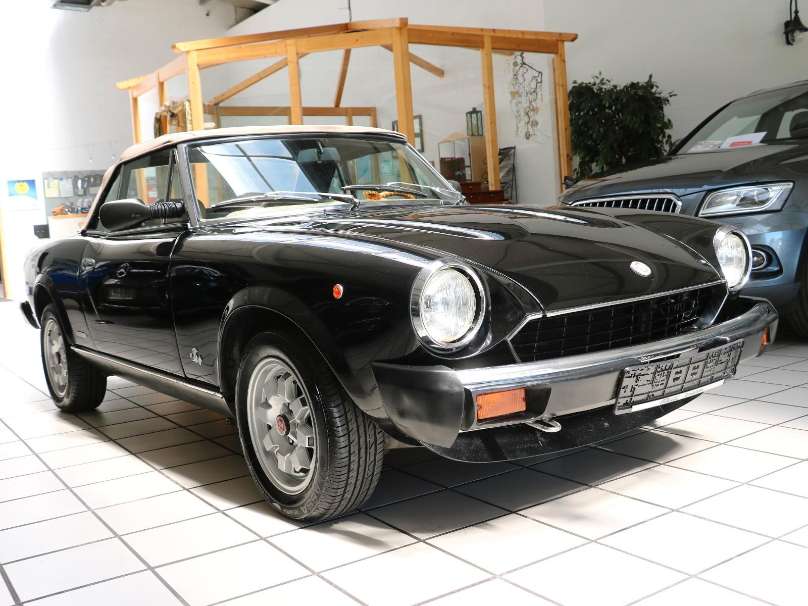 Fiat Pinifarina Spider Europa (124 DS)