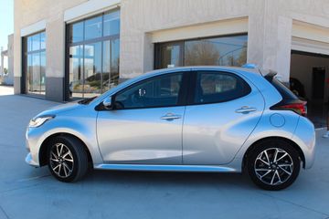 Toyota Yaris - 4