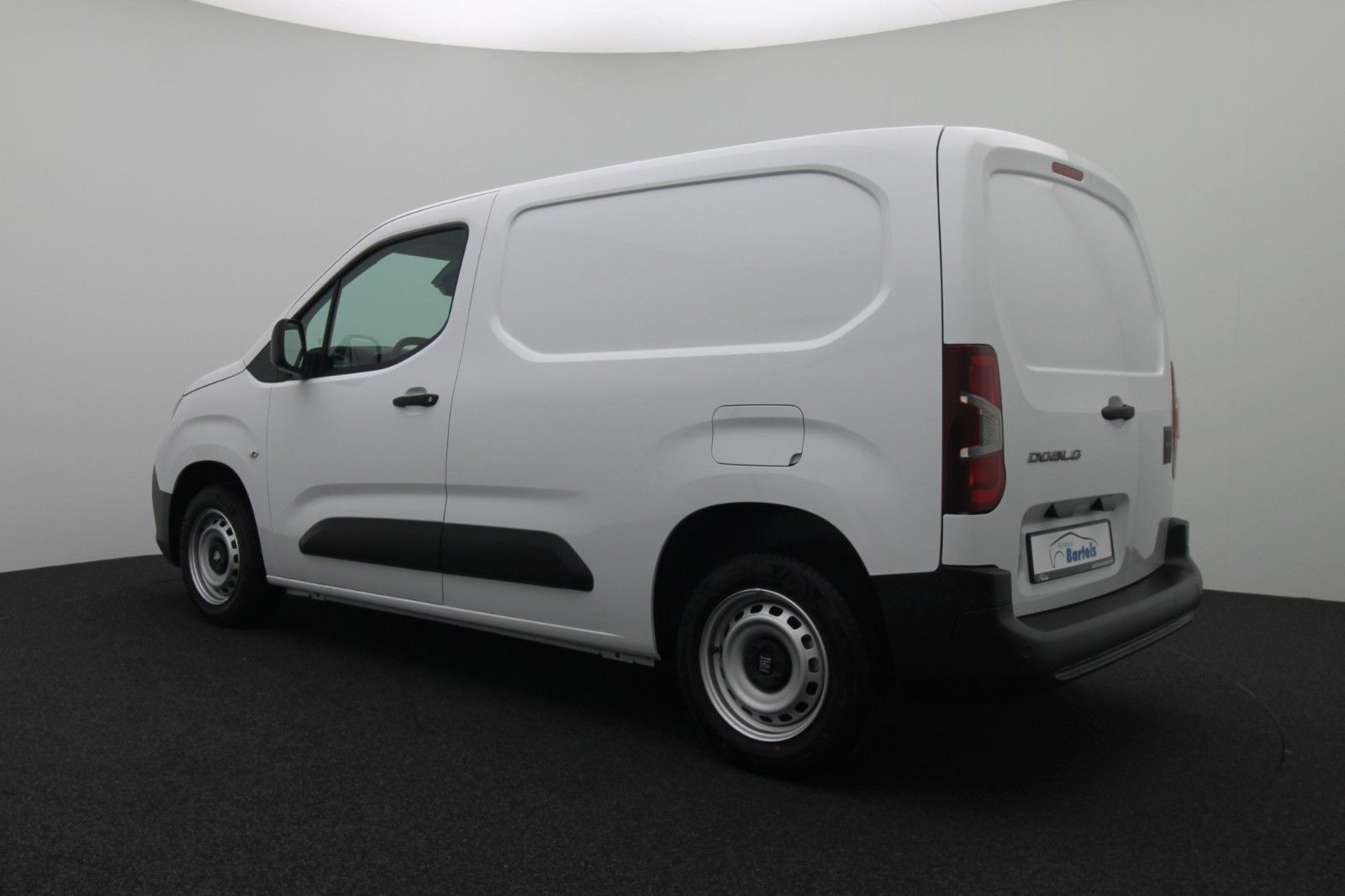 Fahrzeugabbildung Fiat Doblò Kastenwagen L1 1.5 BlueHDi 75 kW Easy Pro