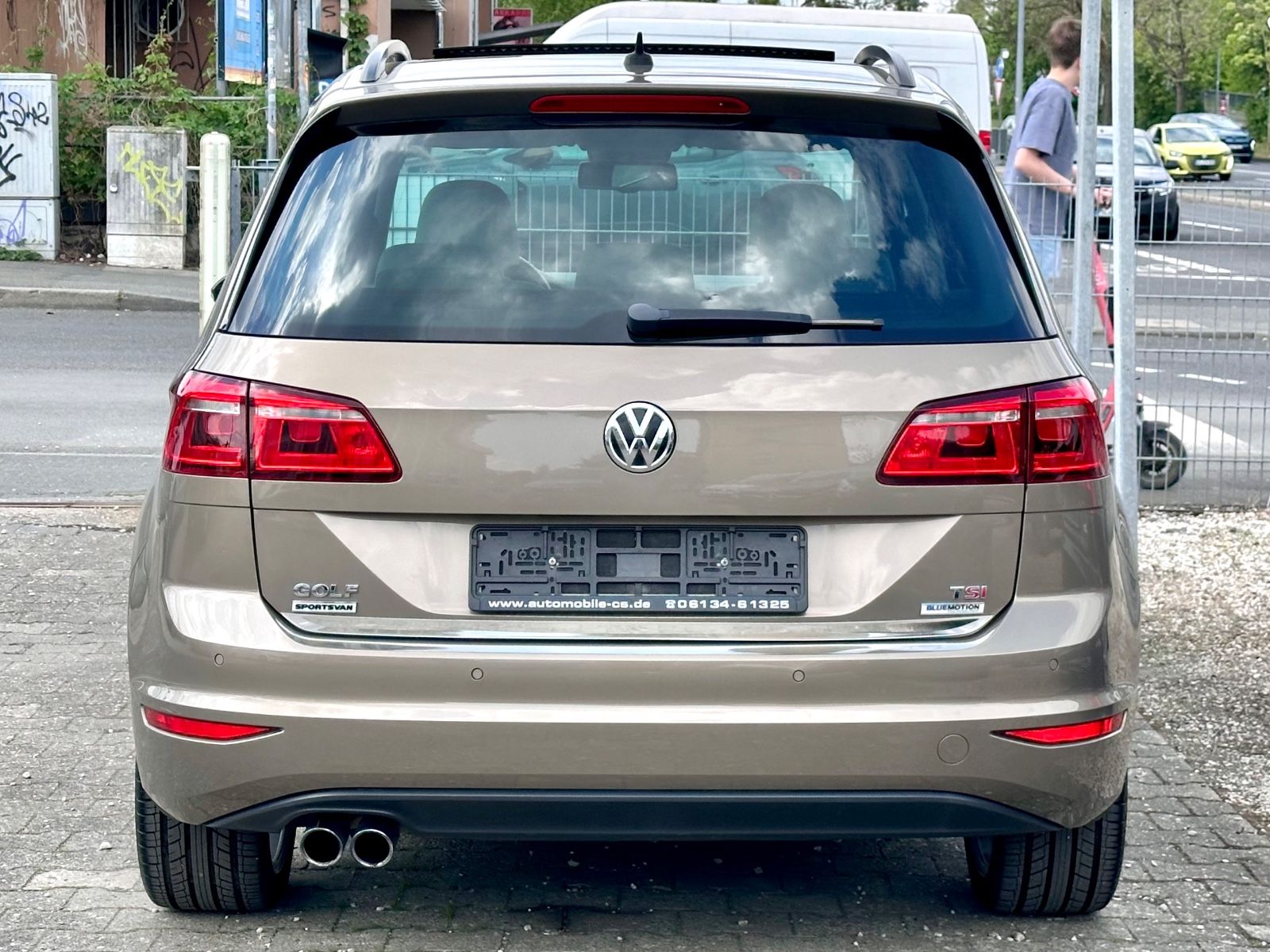 Fahrzeugabbildung Volkswagen GOLF SPORTSVAN VII HIGHLINE*MOD.2016+PANO+AUTOM.