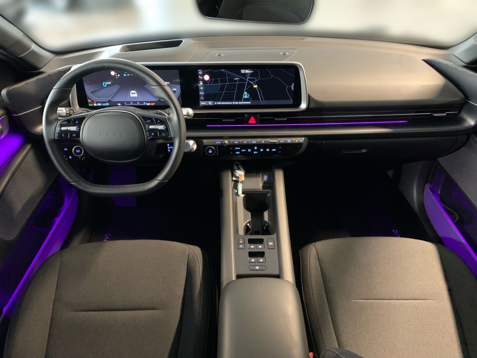 Fahrzeugabbildung Hyundai IONIQ 6 Techniq Elektro 4WD 77,4 kWh